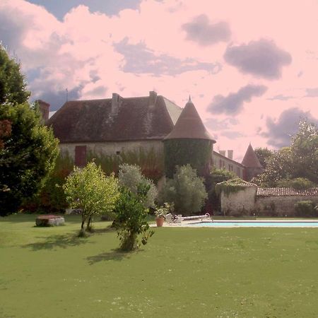 Chateau De Theon Ξενοδοχείο Cozes Εξωτερικό φωτογραφία