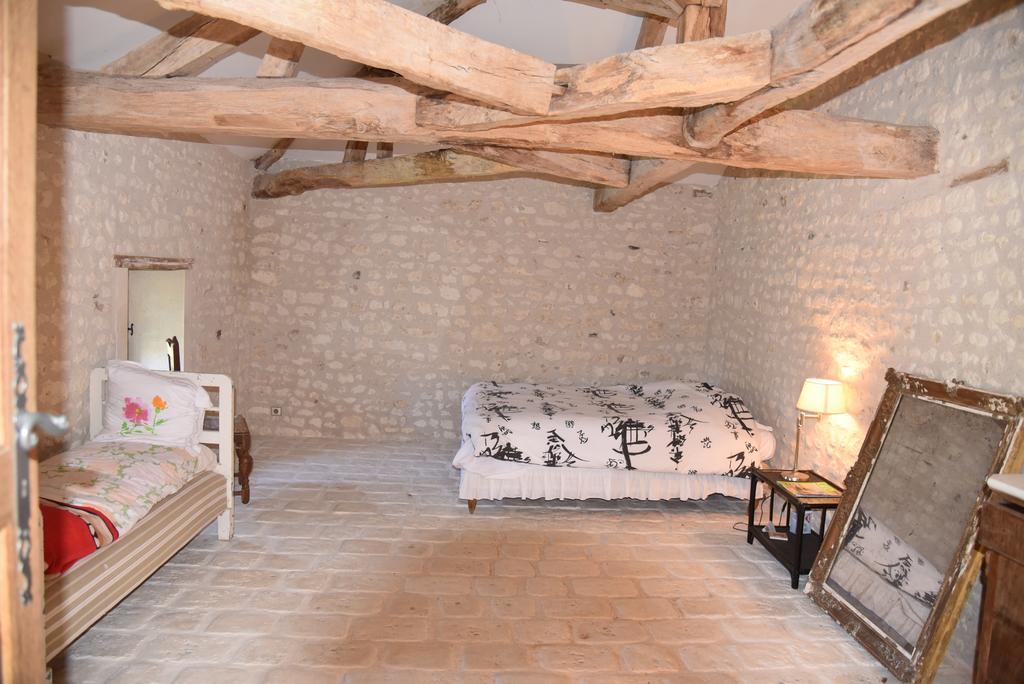 Chateau De Theon Ξενοδοχείο Cozes Εξωτερικό φωτογραφία